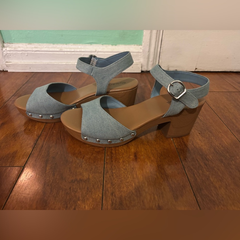 NWOT Denim Women's Sandals